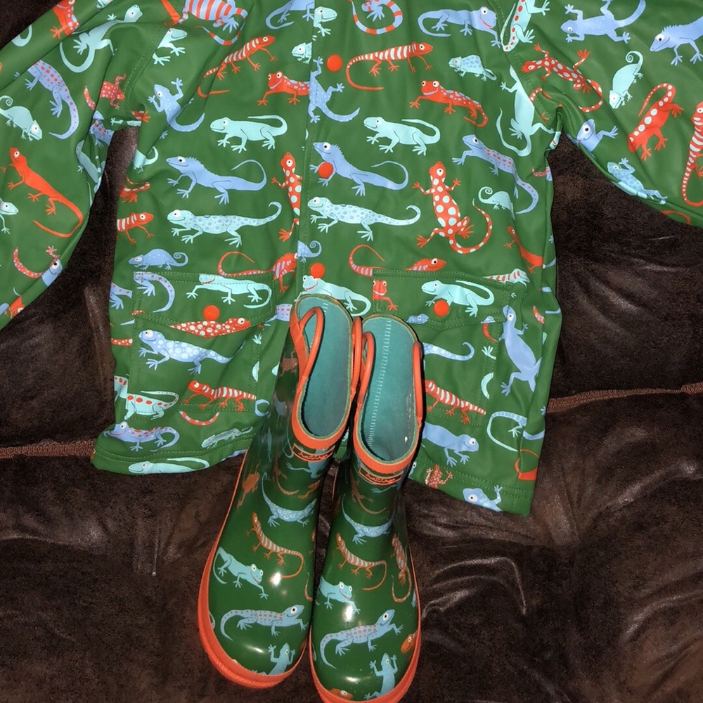 Kids rain jacket and boots